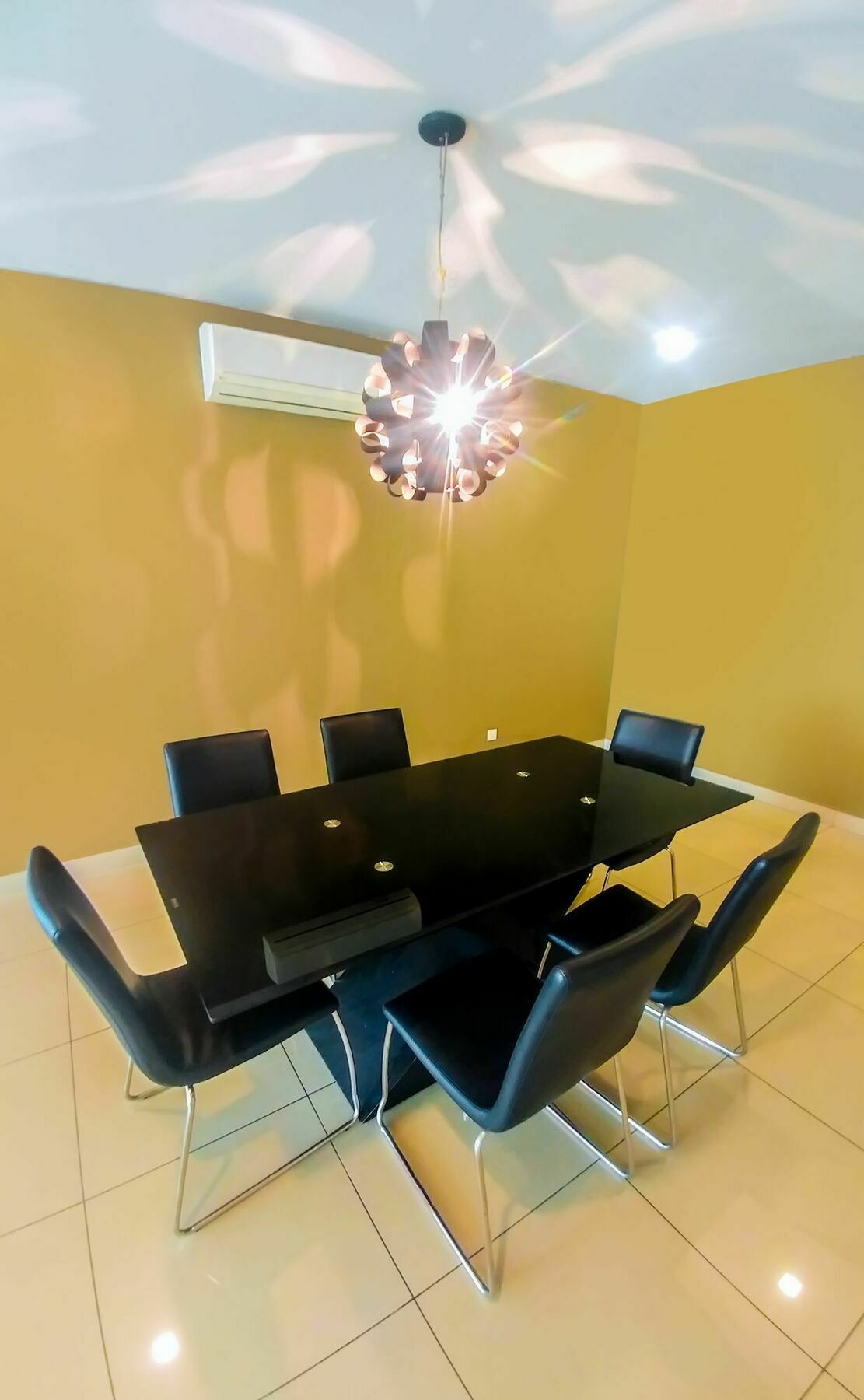 Mont Kiara @ Aston Kiara 3 Apartment Bukit Damansara Bagian luar foto